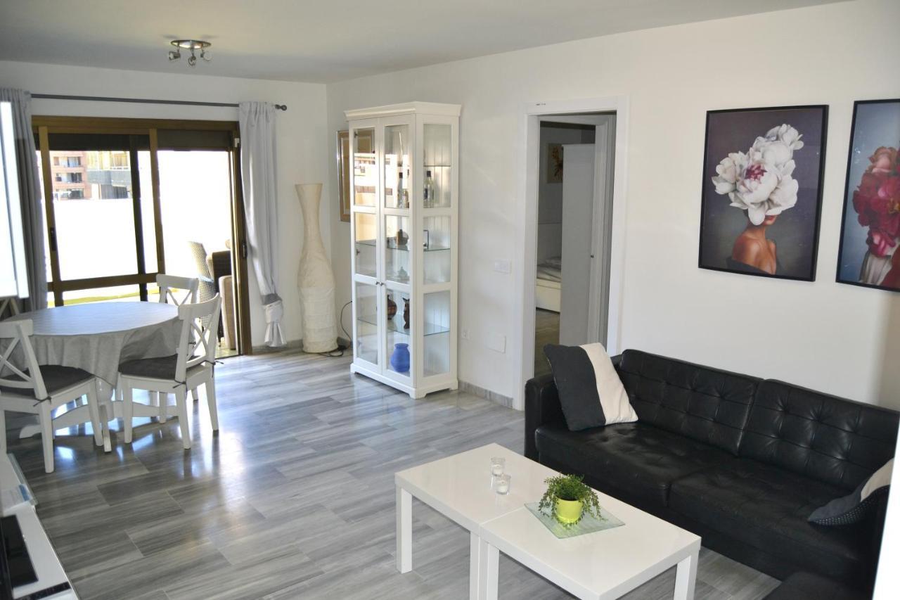 2 Bedroom 2 Bathroom Apartment In The Heart Of Fuengirola With Big Terrace And Free Parking Space Close To Beach Εξωτερικό φωτογραφία