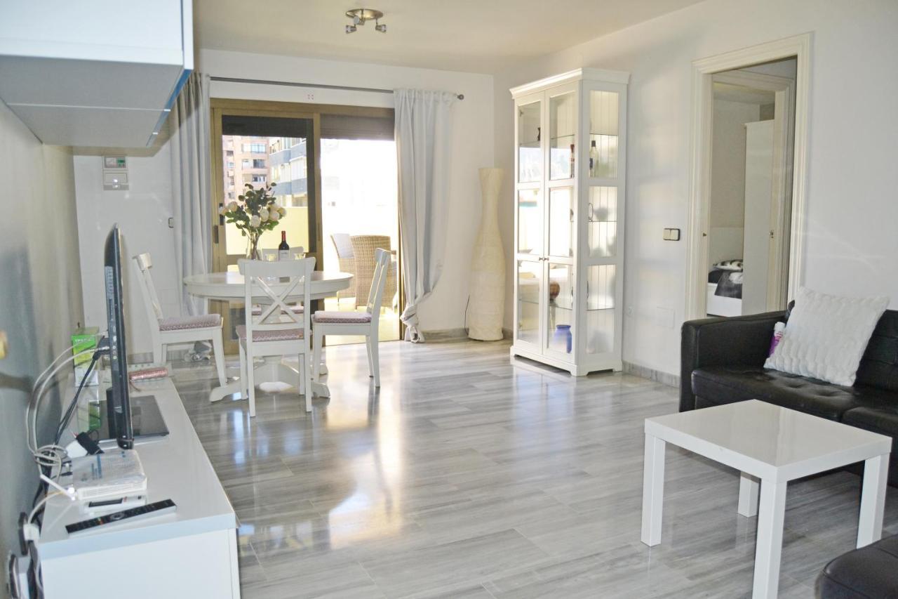 2 Bedroom 2 Bathroom Apartment In The Heart Of Fuengirola With Big Terrace And Free Parking Space Close To Beach Εξωτερικό φωτογραφία